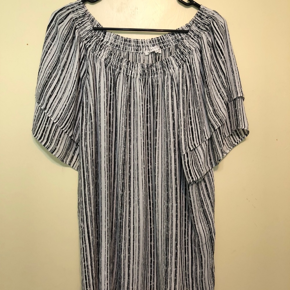 Violet & Claire blouse size 2X